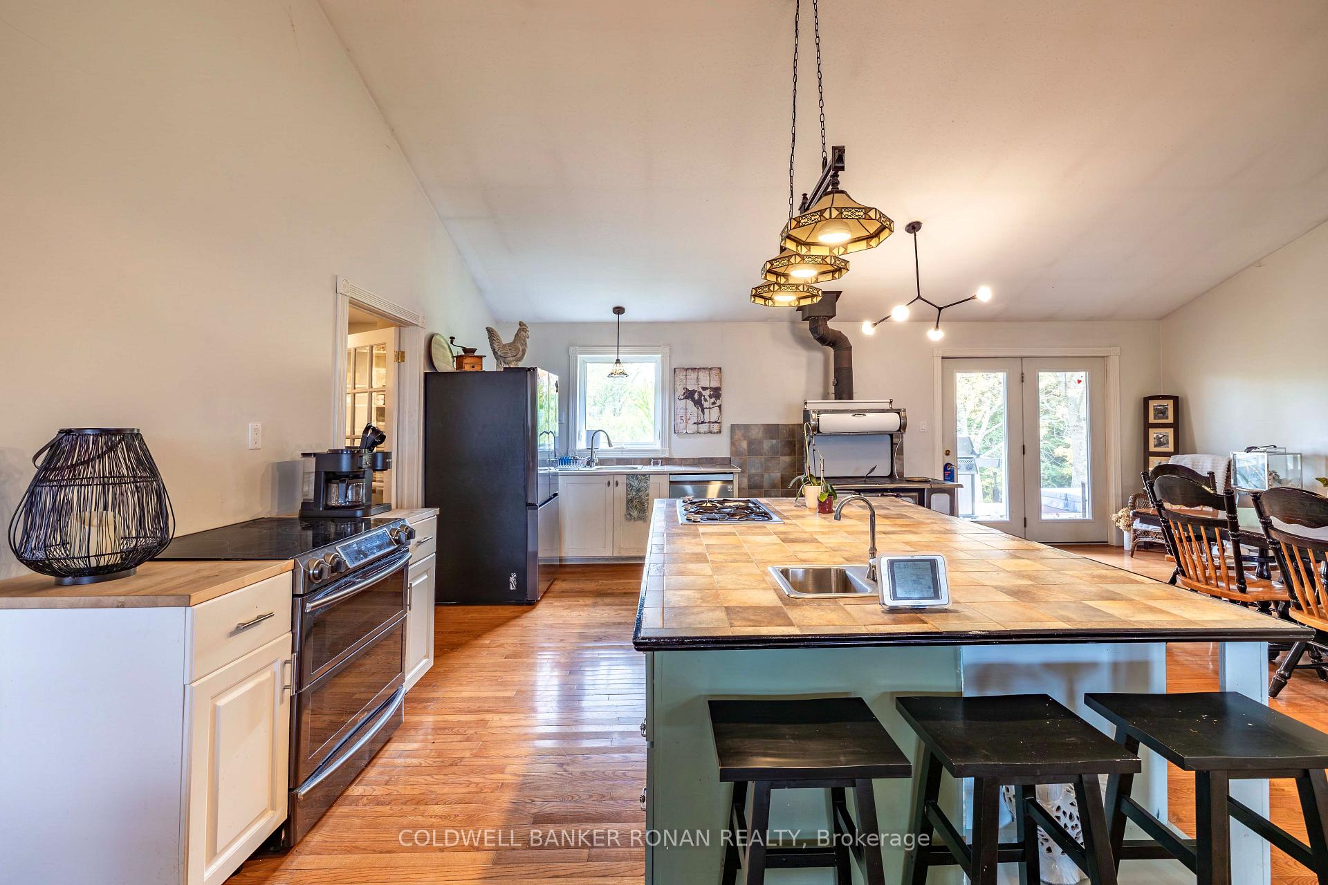 Photo 9 of 234439 Concession 2 WGR, West Grey — HOMEH