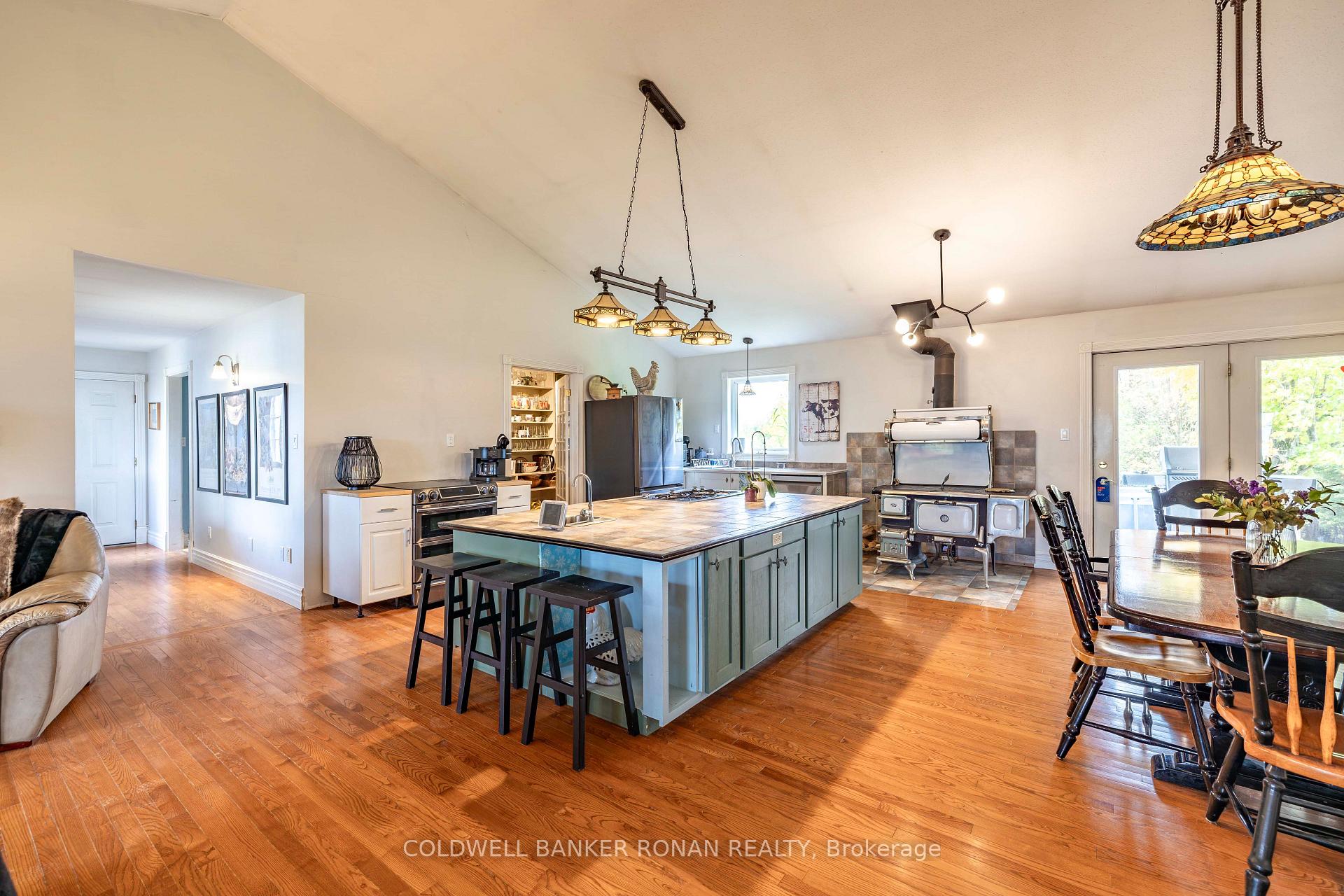 Photo 10 of 234439 Concession 2 WGR, West Grey — HOMEH
