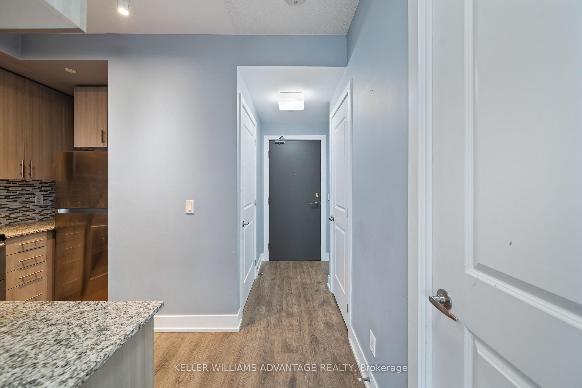Photo 2 of Unit 710, 68 Merton Street, Toronto, Mount Pleasant West — HOMEH