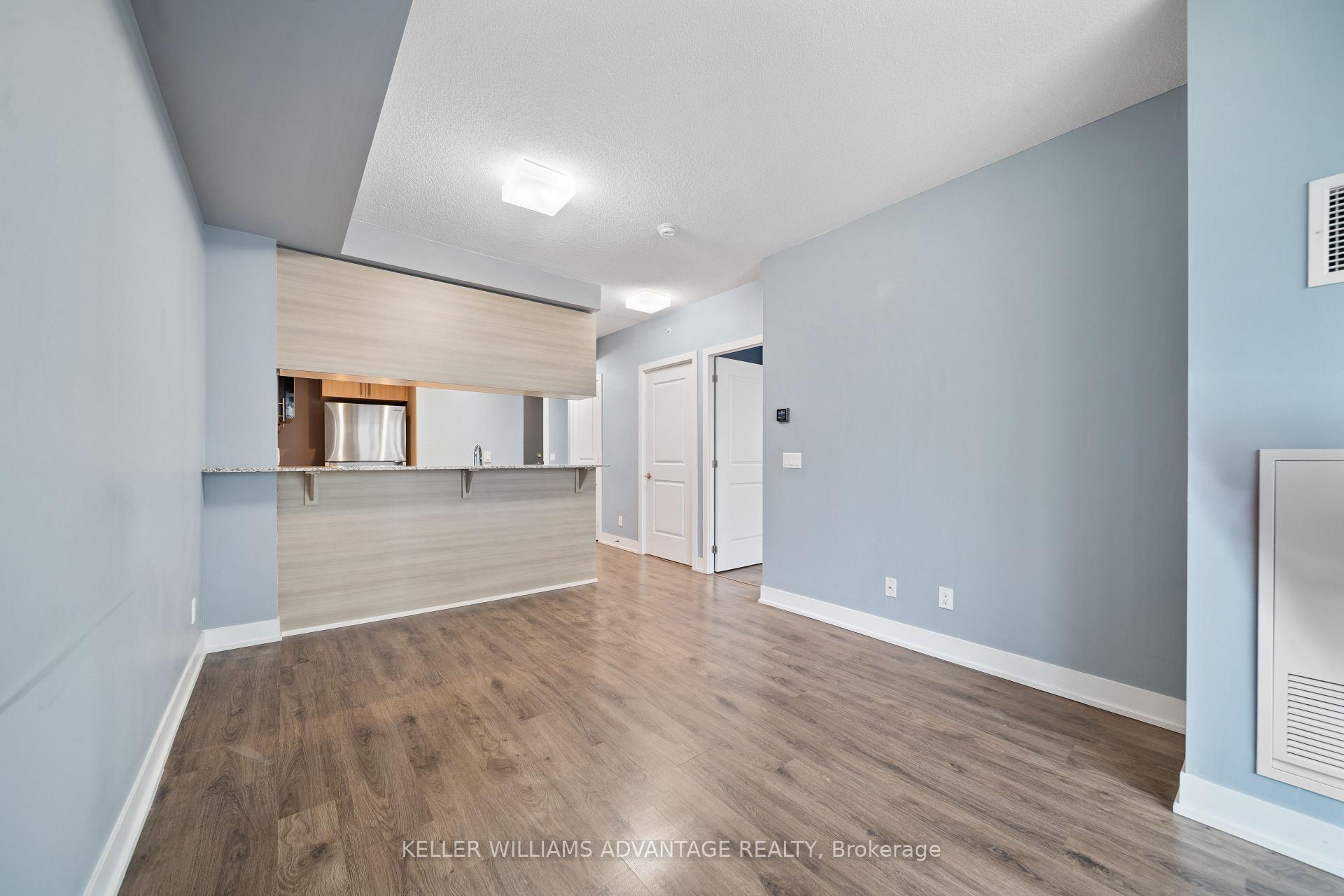 Photo 3 of Unit 710, 68 Merton Street, Toronto, Mount Pleasant West — HOMEH