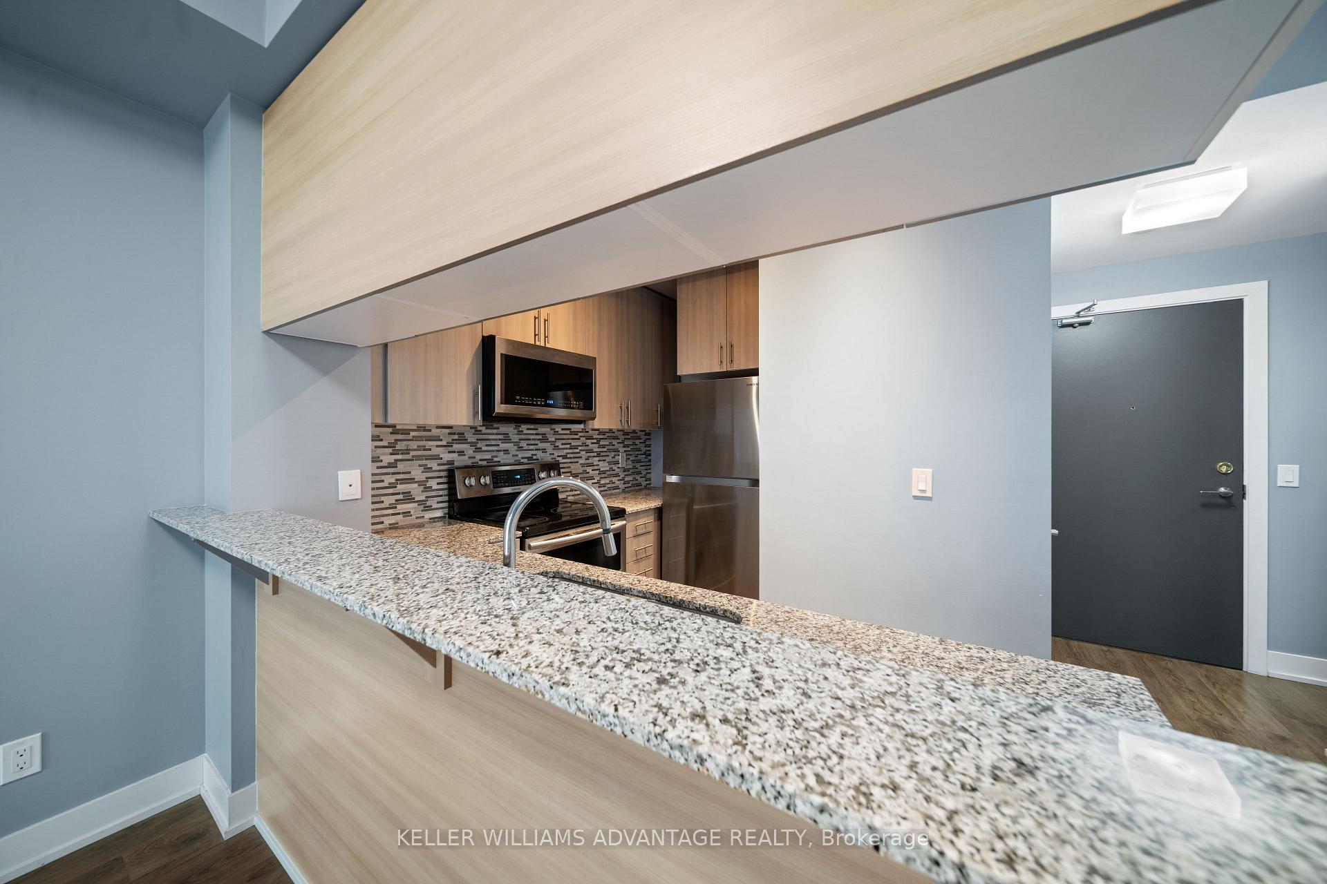 Photo 9 of Unit 710, 68 Merton Street, Toronto, Mount Pleasant West — HOMEH
