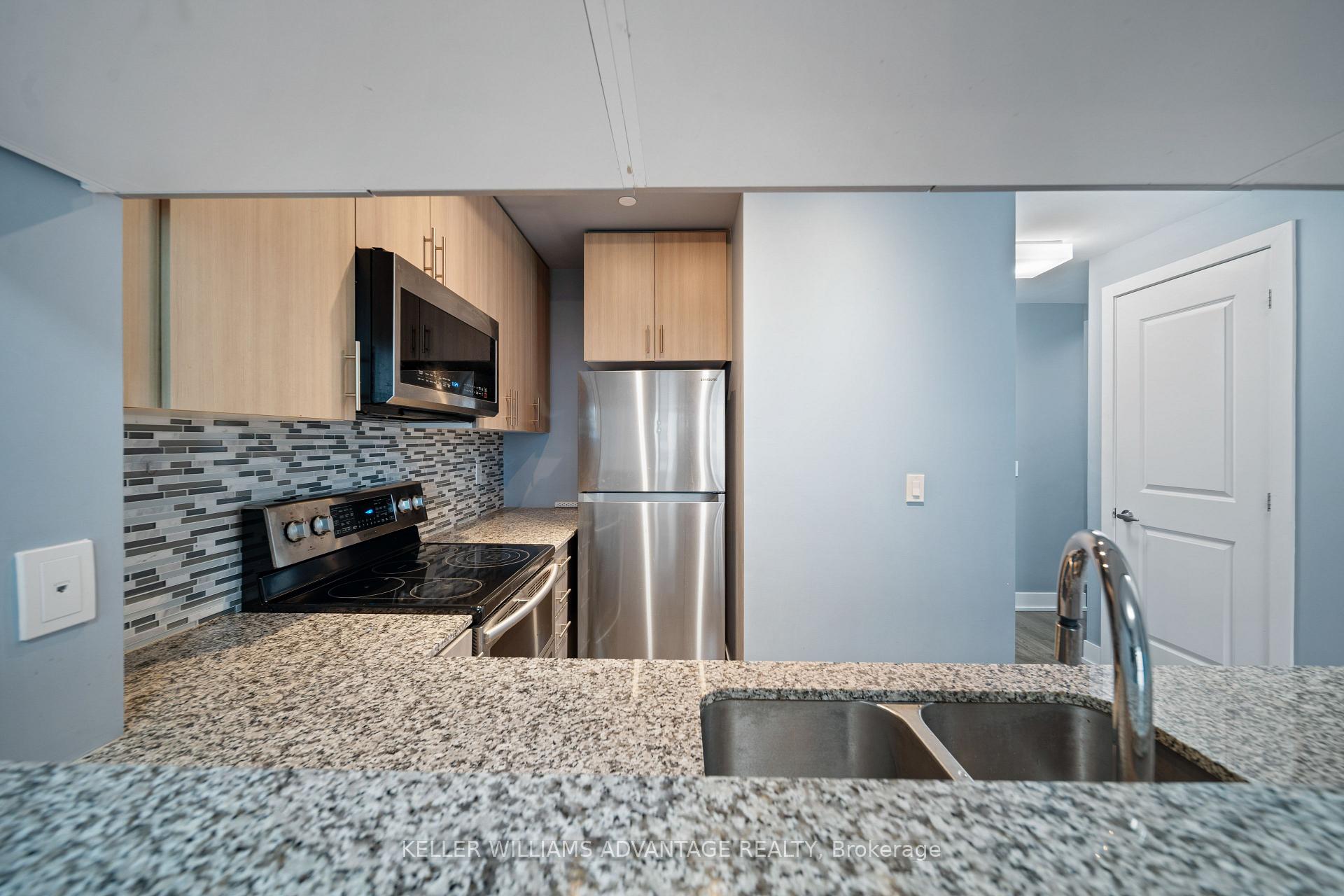 Photo 10 of Unit 710, 68 Merton Street, Toronto, Mount Pleasant West — HOMEH
