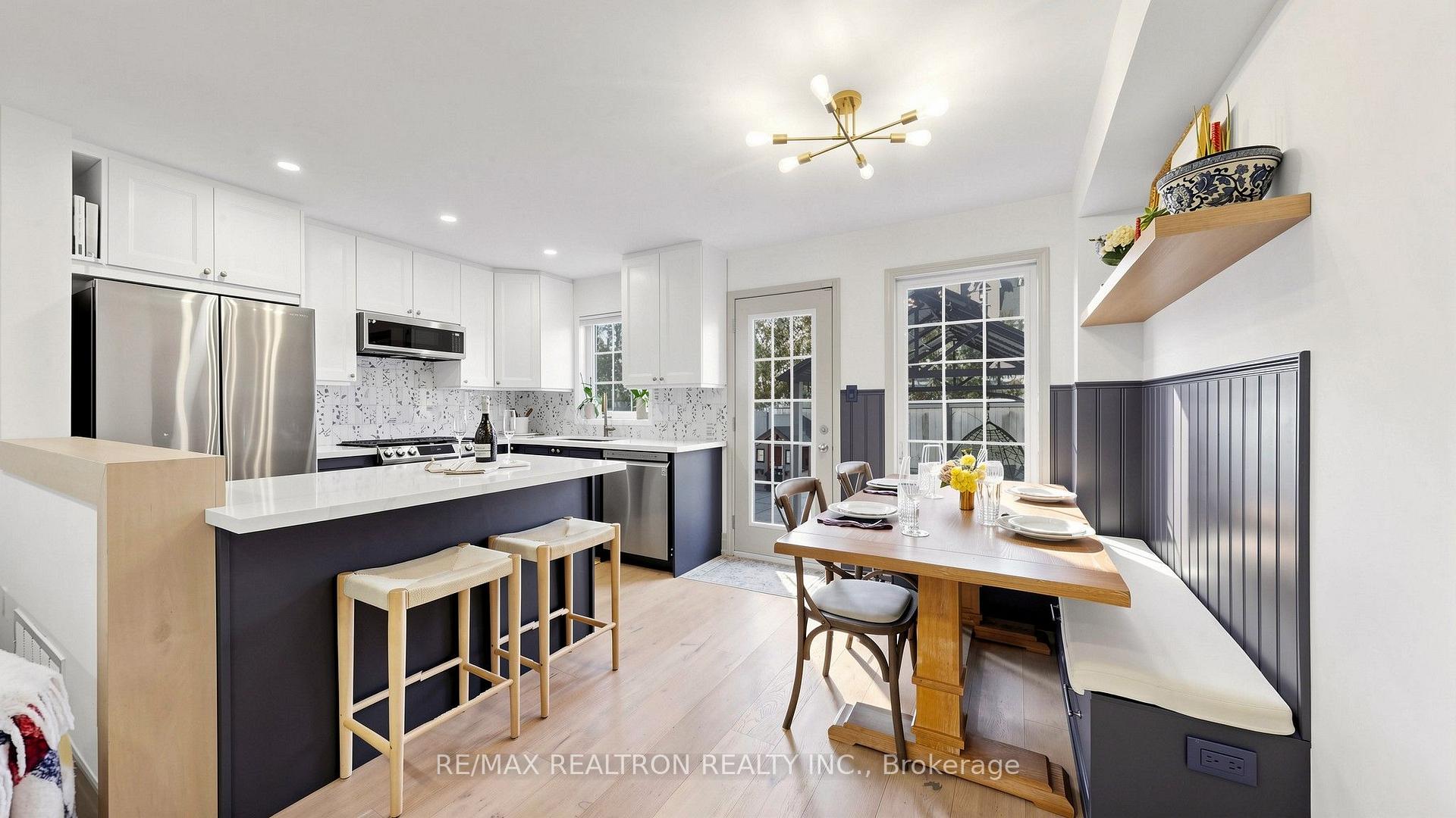 Photo 13 of 22 Coranto Way, Vaughan, Vellore Village — HOMEH