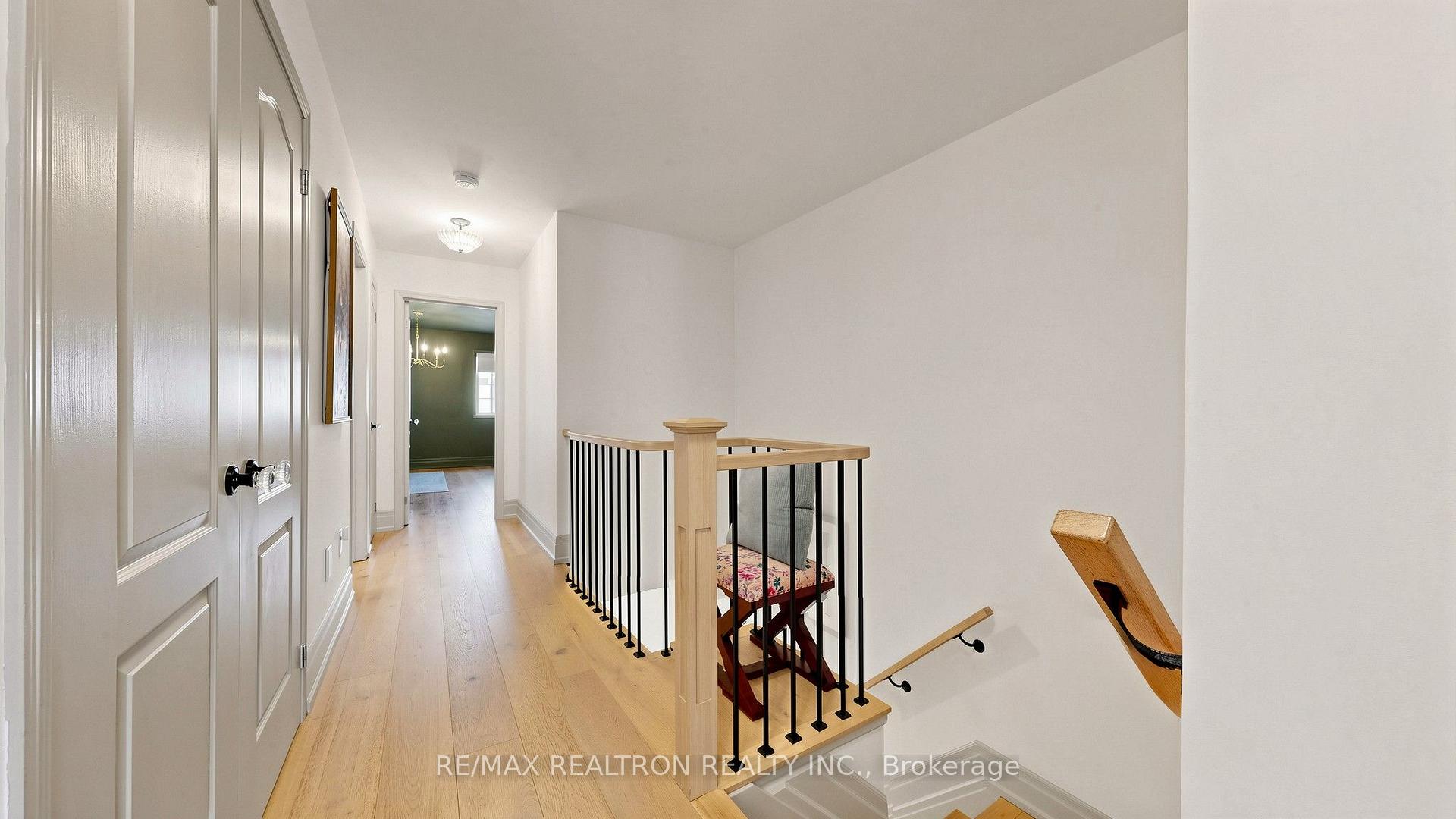 Photo 20 of 22 Coranto Way, Vaughan, Vellore Village — HOMEH