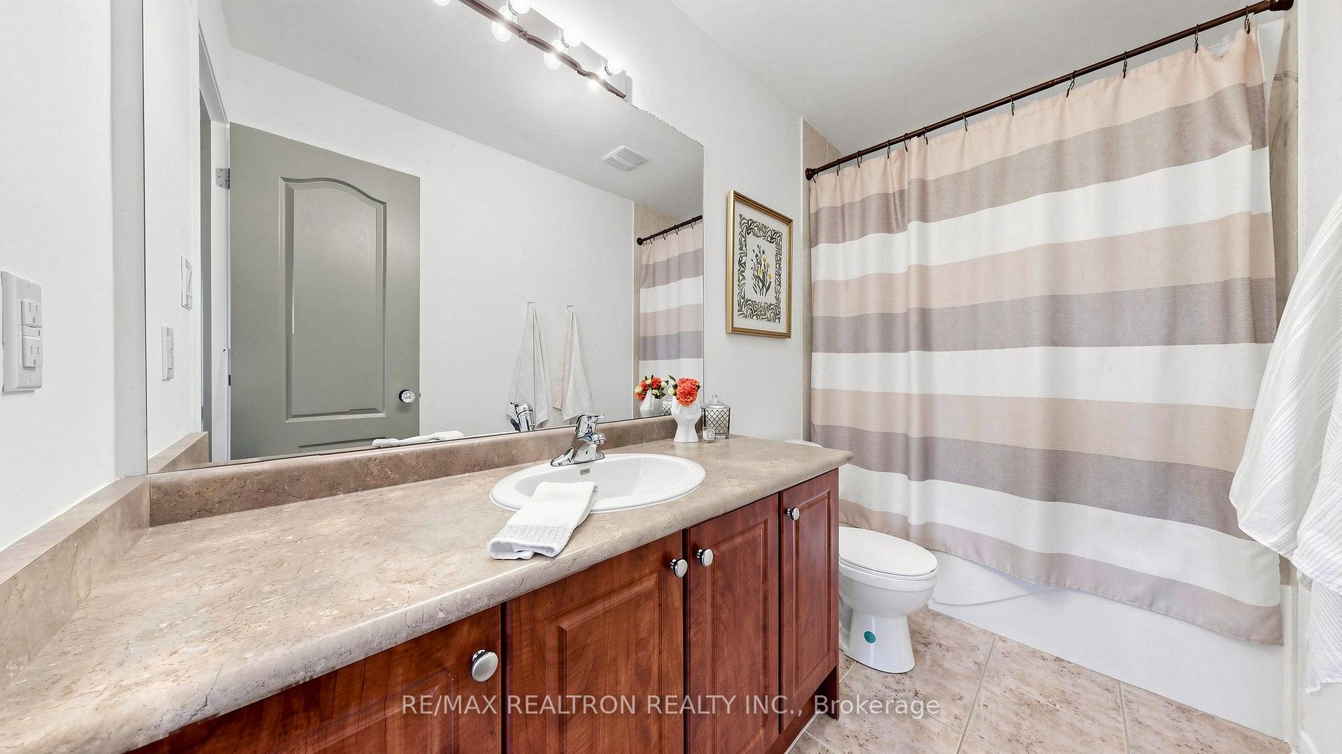 Photo 26 of 22 Coranto Way, Vaughan, Vellore Village — HOMEH