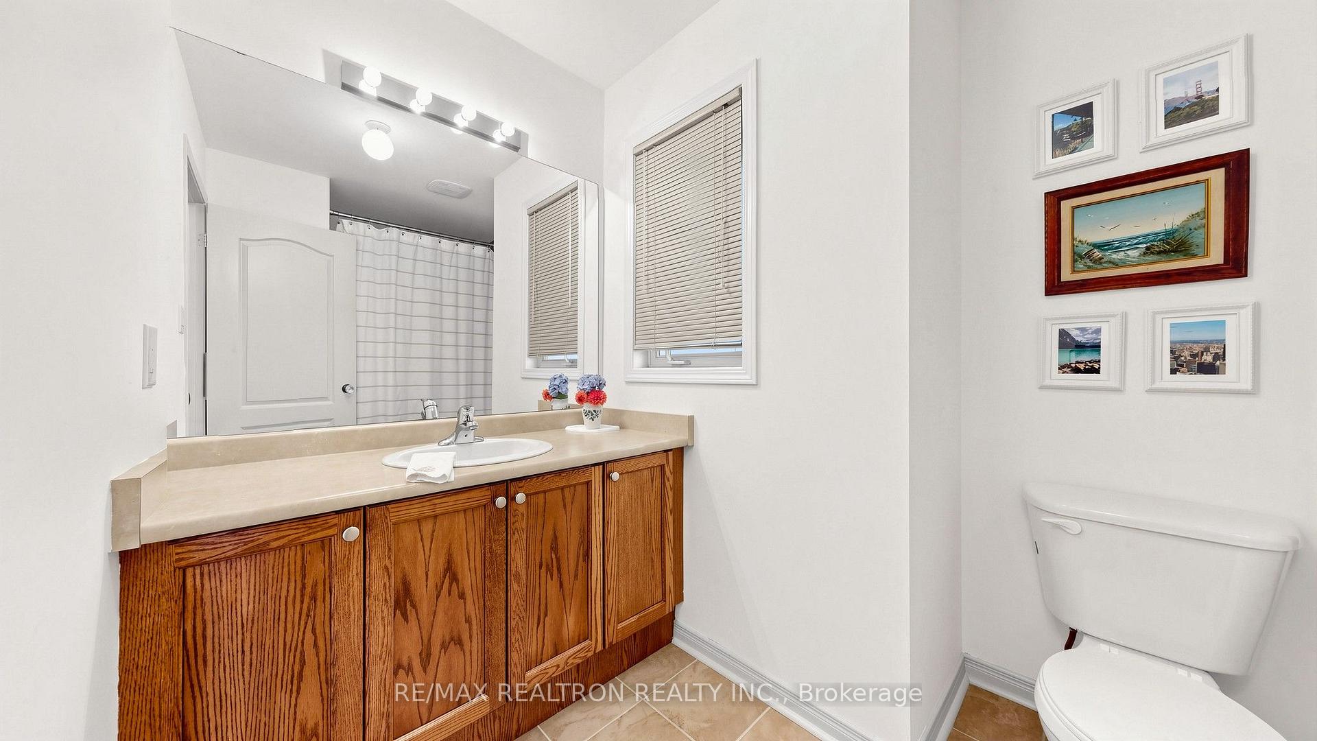 Photo 35 of 22 Coranto Way, Vaughan, Vellore Village — HOMEH