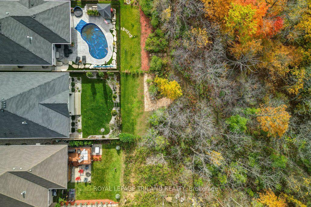 Photo 12 of 35 Royal Dornoch Drive, St. Thomas — HOMEH