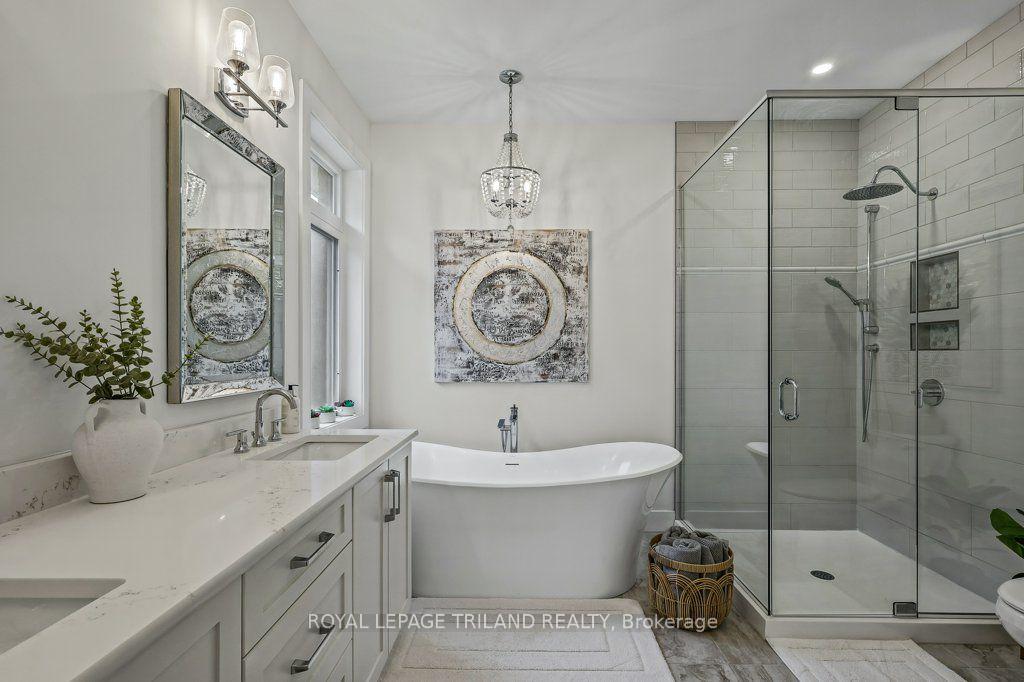 Photo 24 of 35 Royal Dornoch Drive, St. Thomas — HOMEH