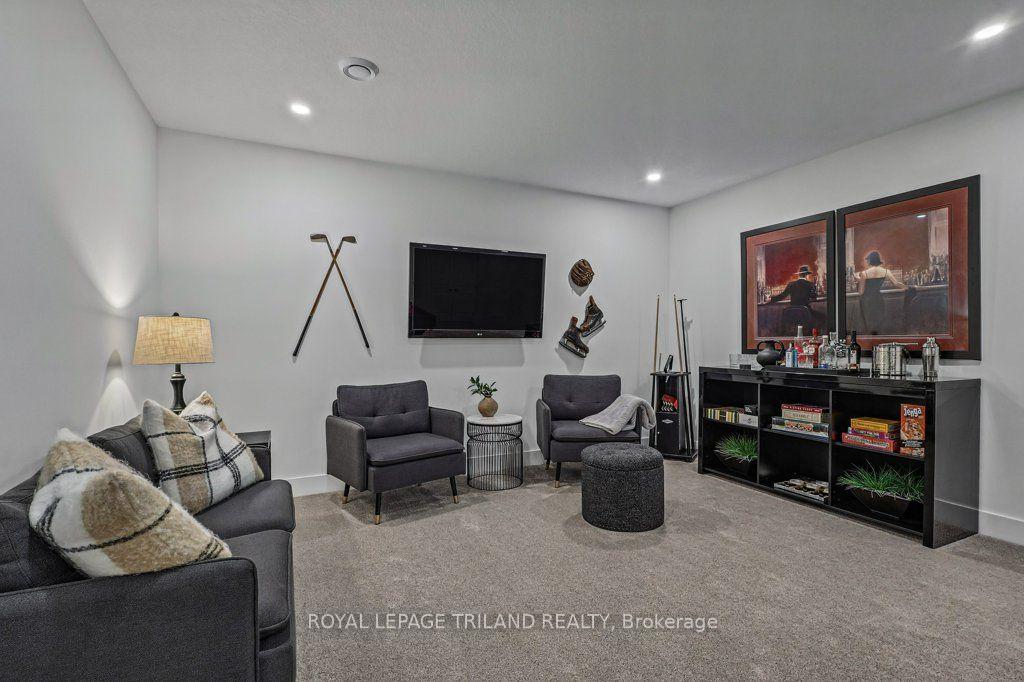 Photo 26 of 35 Royal Dornoch Drive, St. Thomas — HOMEH