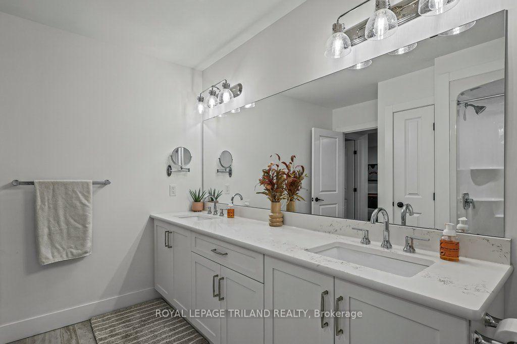 Photo 30 of 35 Royal Dornoch Drive, St. Thomas — HOMEH