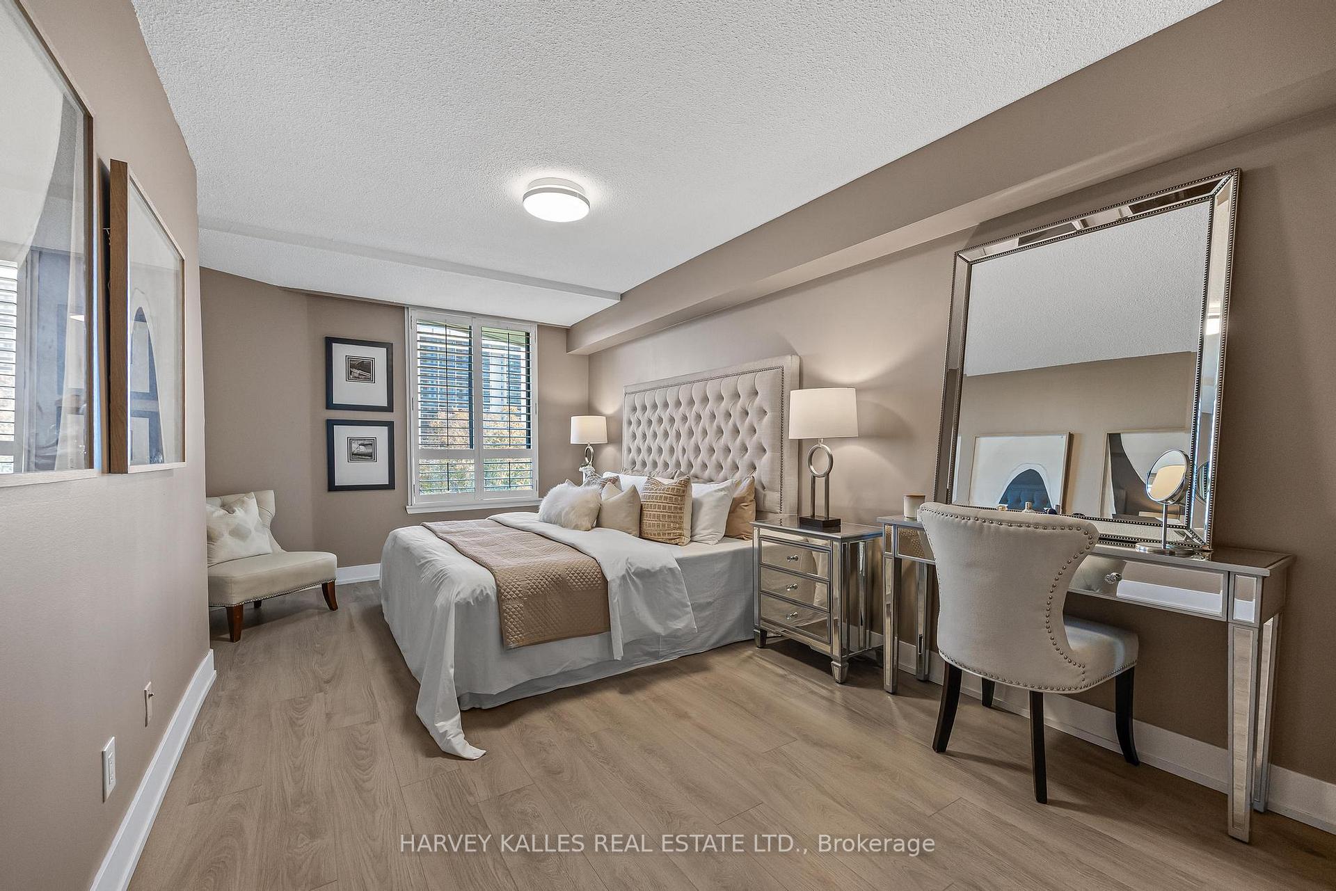 Photo 13 of Unit C32, 300 Mill Road, Etobicoke, Markland Wood — HOMEH