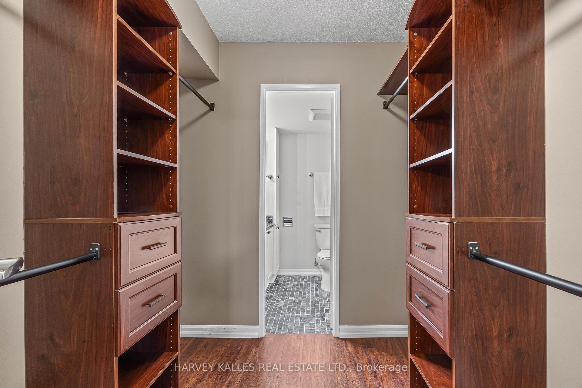 Photo 15 of Unit C32, 300 Mill Road, Etobicoke, Markland Wood — HOMEH