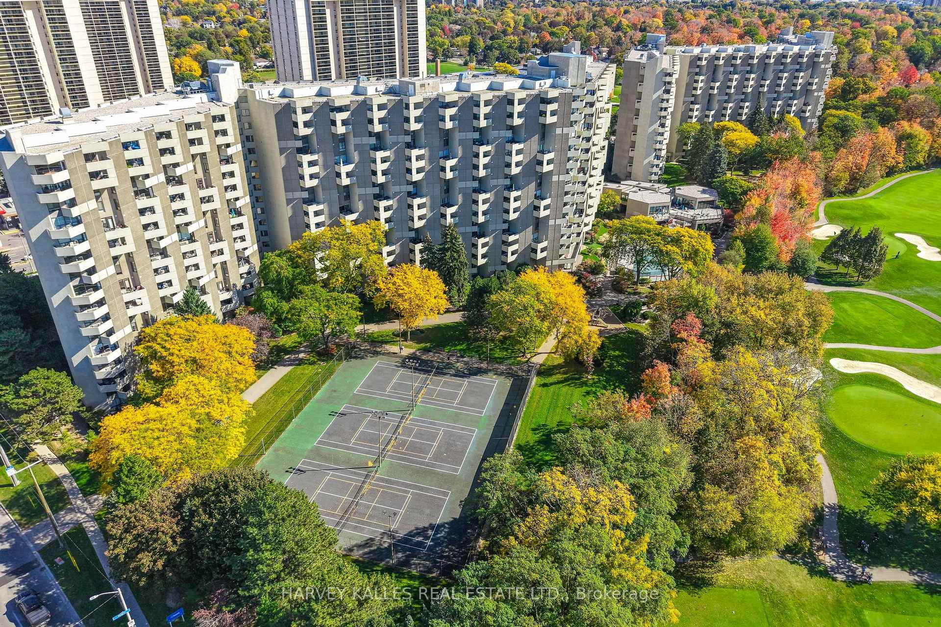 Photo 24 of Unit C32, 300 Mill Road, Etobicoke, Markland Wood — HOMEH