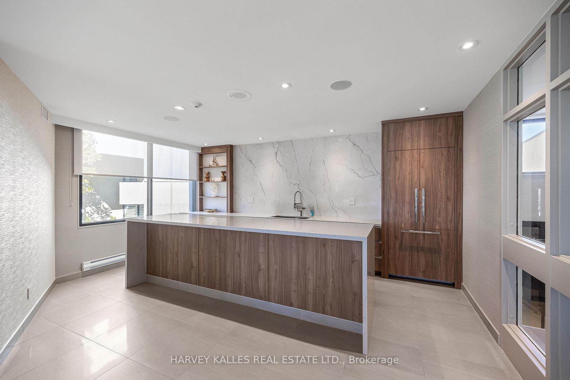 Photo 31 of Unit C32, 300 Mill Road, Etobicoke, Markland Wood — HOMEH
