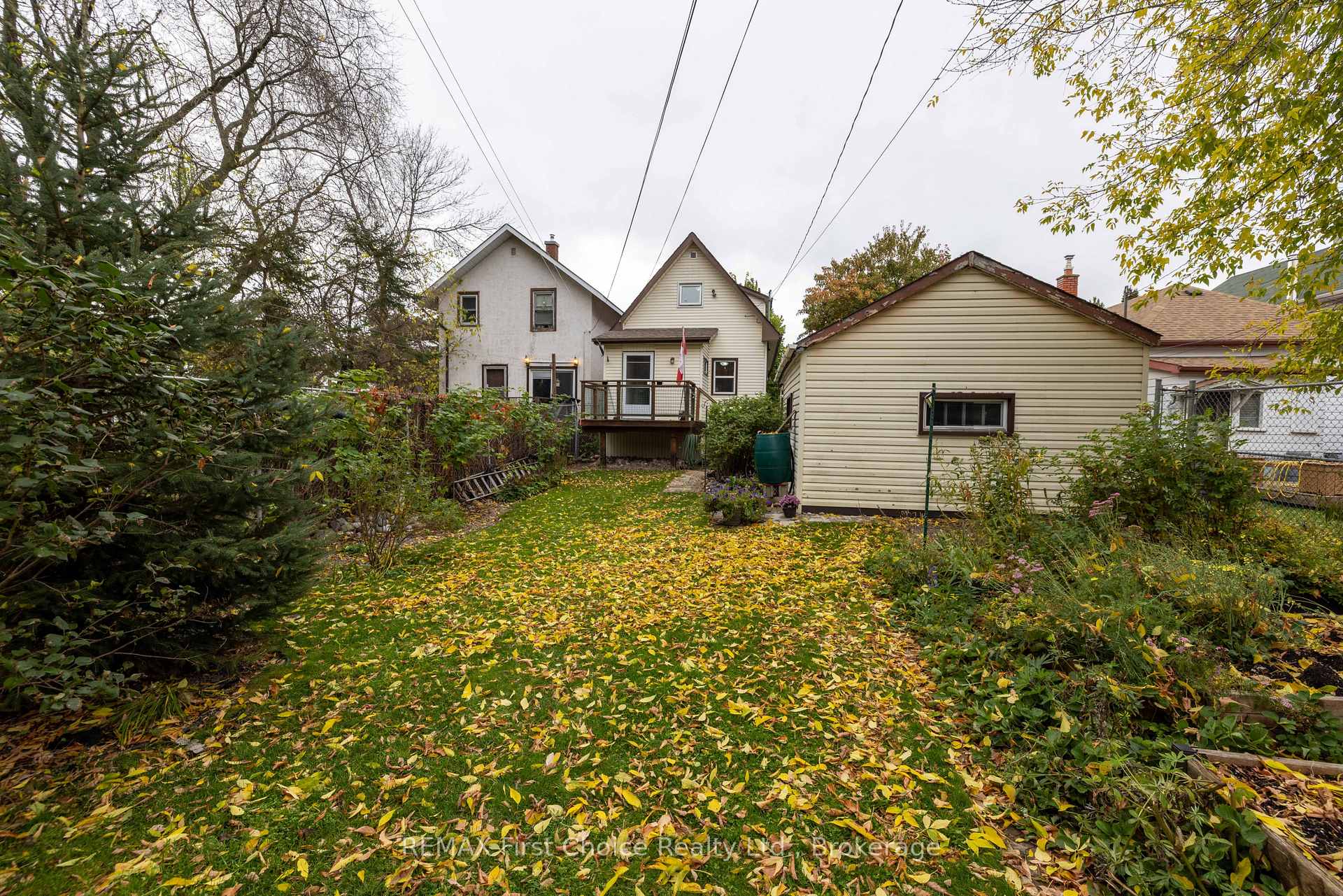 Photo 3 of 226 Balmoral Street, Thunder Bay, McKeller Park — HOMEH