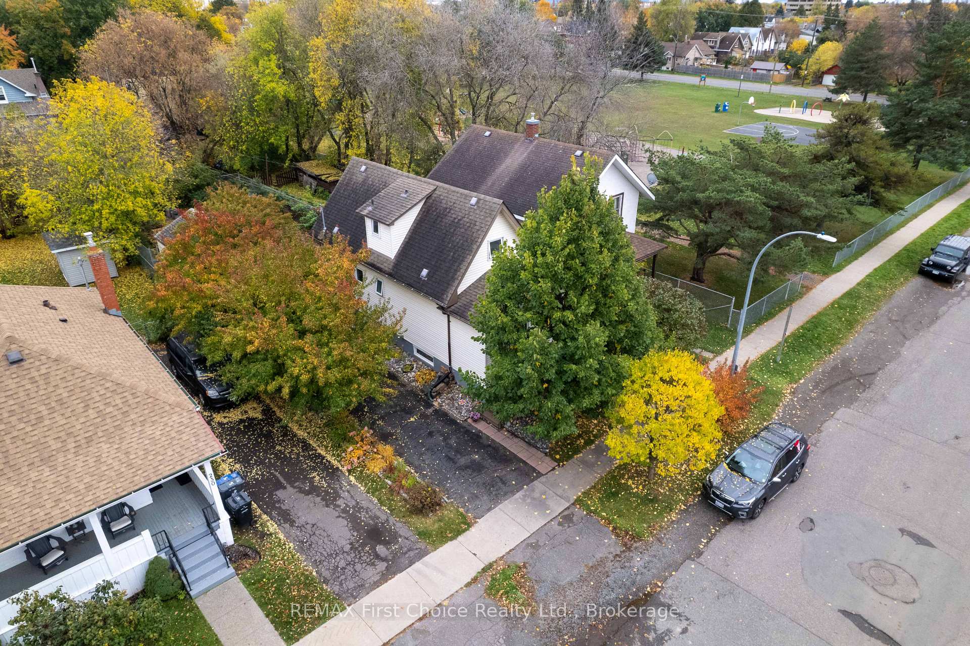 Photo 41 of 226 Balmoral Street, Thunder Bay, McKeller Park — HOMEH