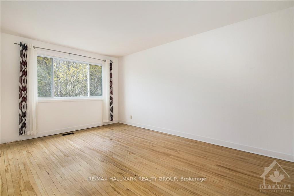 Photo 7 of Unit 4, 108 Lebrun Street, Ottawa, Vanier — HOMEH
