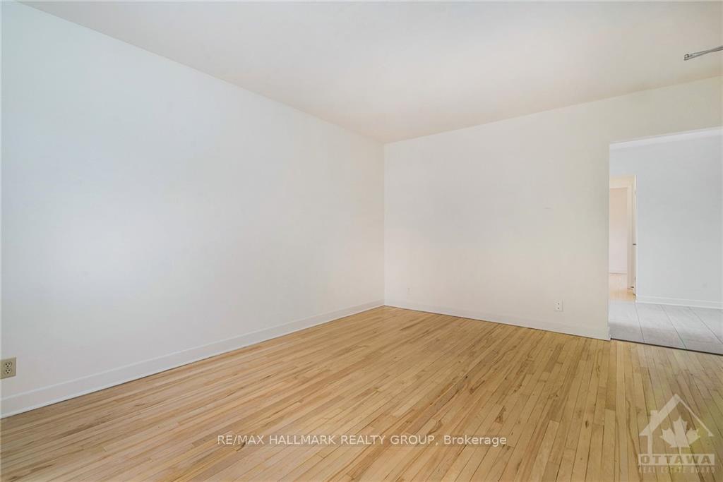 Photo 10 of Unit 4, 108 Lebrun Street, Ottawa, Vanier — HOMEH