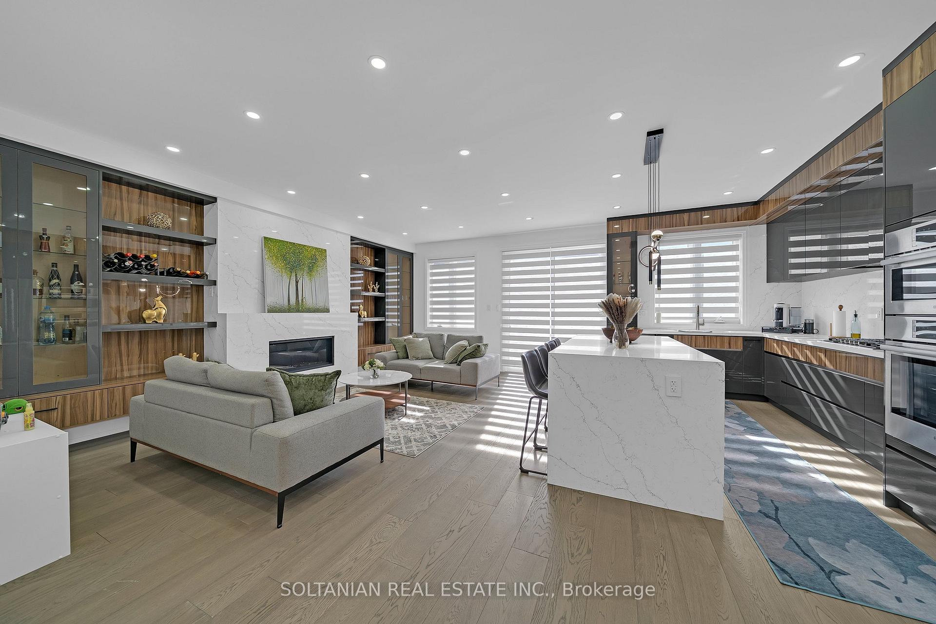 Photo 11 of 17 Trenton Avenue, Toronto, Woodbine-Lumsden — HOMEH