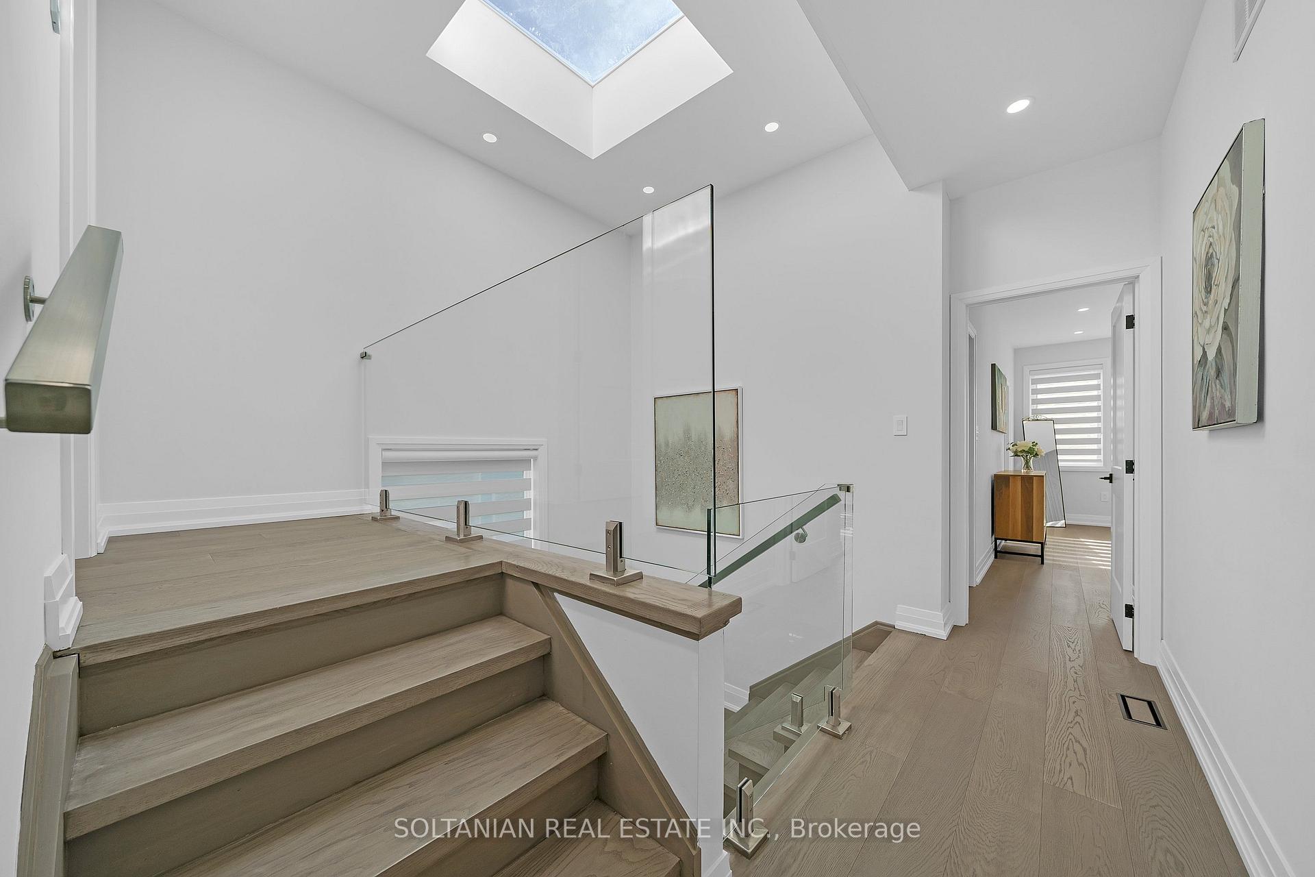 Photo 27 of 17 Trenton Avenue, Toronto, Woodbine-Lumsden — HOMEH
