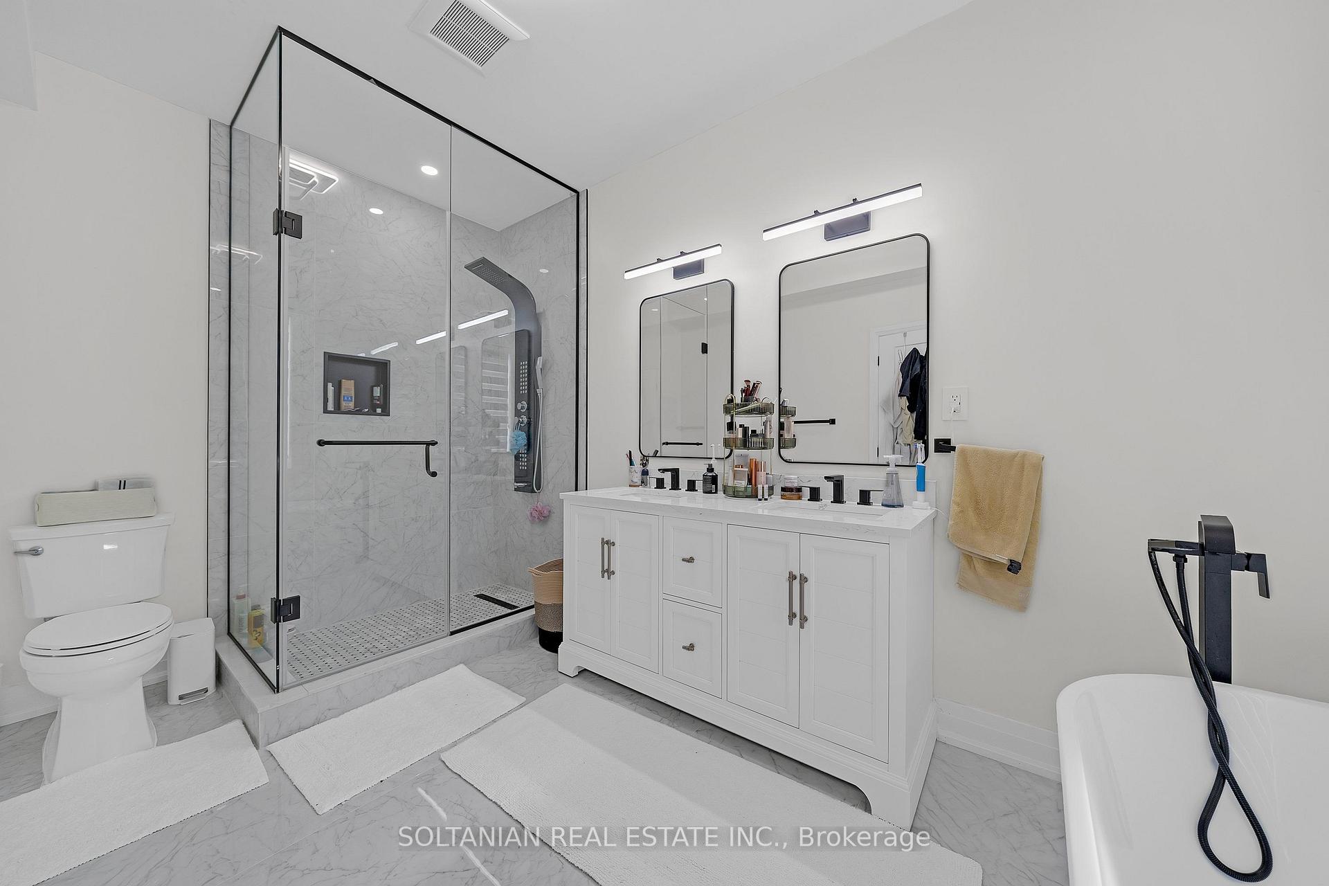 Photo 32 of 17 Trenton Avenue, Toronto, Woodbine-Lumsden — HOMEH