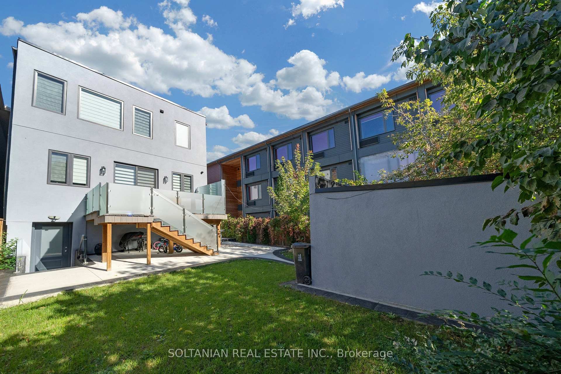 Photo 52 of 17 Trenton Avenue, Toronto, Woodbine-Lumsden — HOMEH
