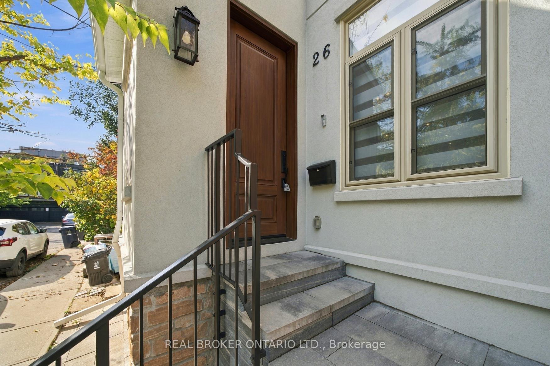 Photo 3 of 26 Bishop Street, Toronto, The Annex — HOMEH
