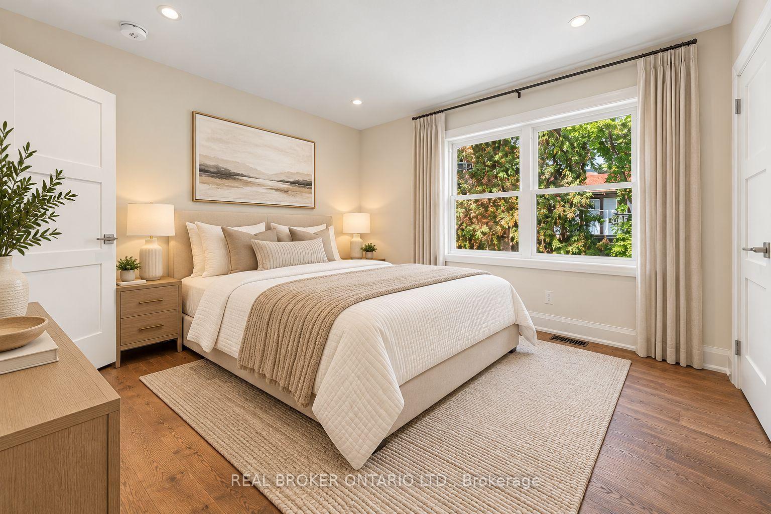 Photo 15 of 26 Bishop Street, Toronto, The Annex — HOMEH