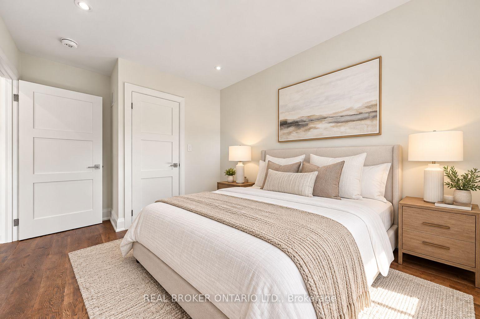 Photo 17 of 26 Bishop Street, Toronto, The Annex — HOMEH