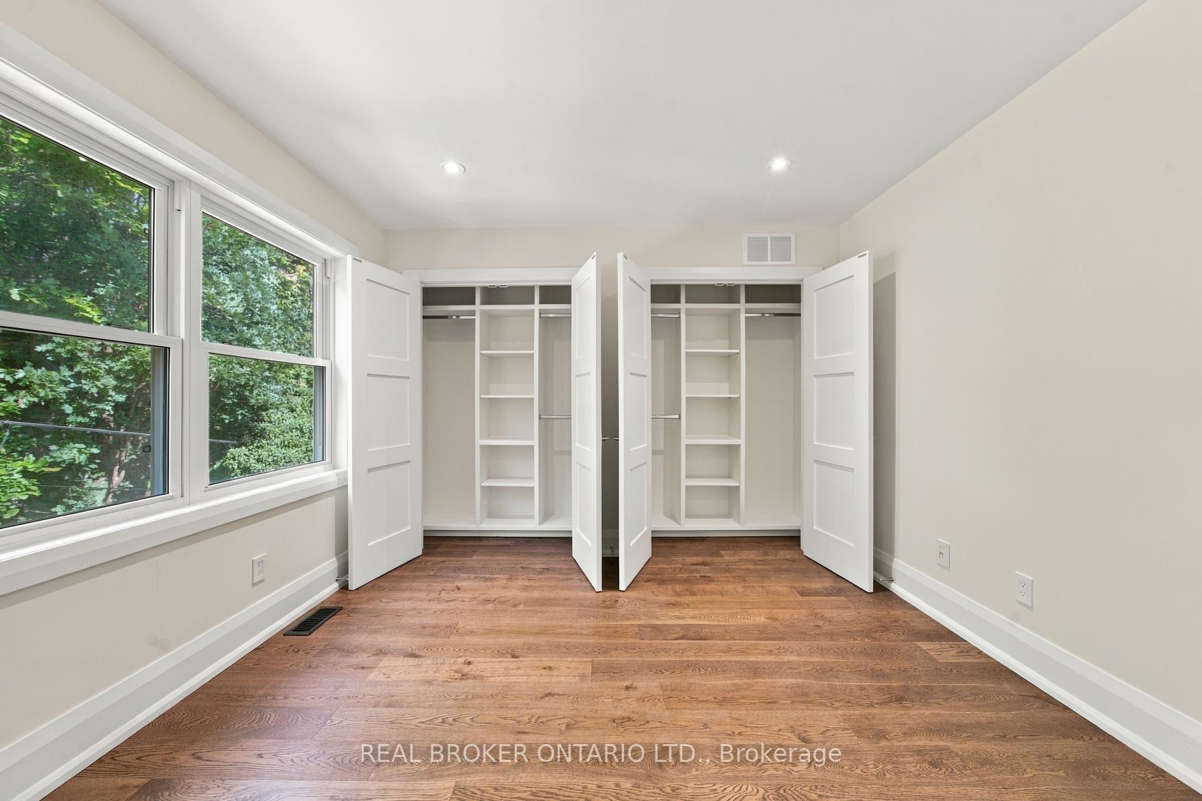Photo 19 of 26 Bishop Street, Toronto, The Annex — HOMEH