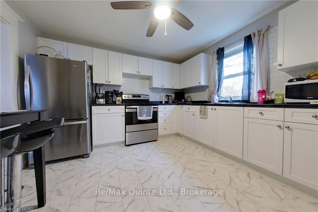 Photo 16 of Unit A, 218 Coleman Street, Belleville, Belleville Ward — HOMEH