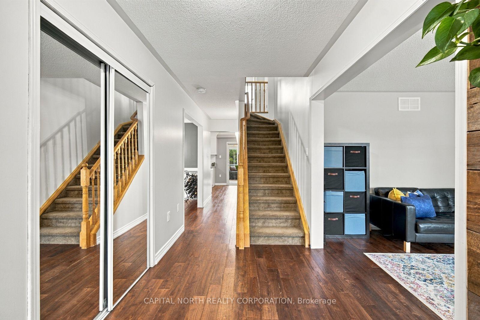 Photo 10 of 111 Kingsridge Road, Barrie, Bayshore — HOMEH