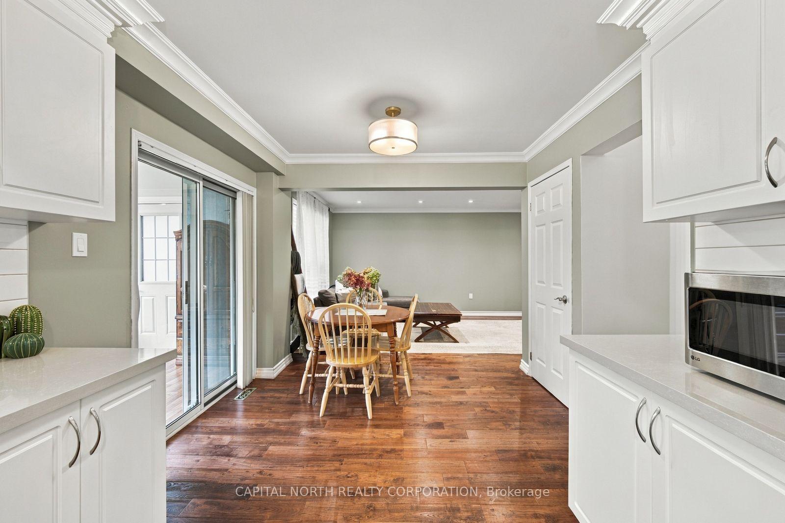 Photo 22 of 111 Kingsridge Road, Barrie, Bayshore — HOMEH