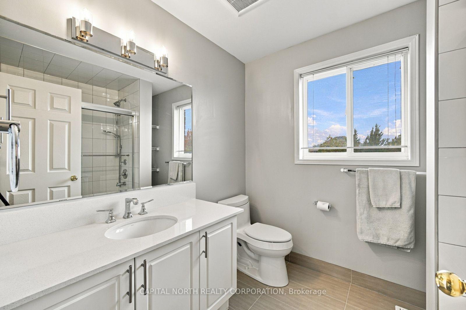 Photo 38 of 111 Kingsridge Road, Barrie, Bayshore — HOMEH