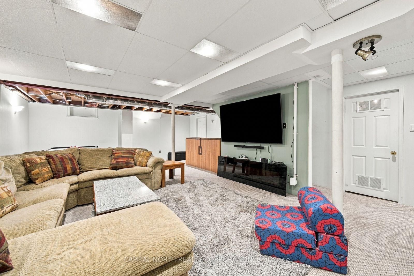 Photo 41 of 111 Kingsridge Road, Barrie, Bayshore — HOMEH