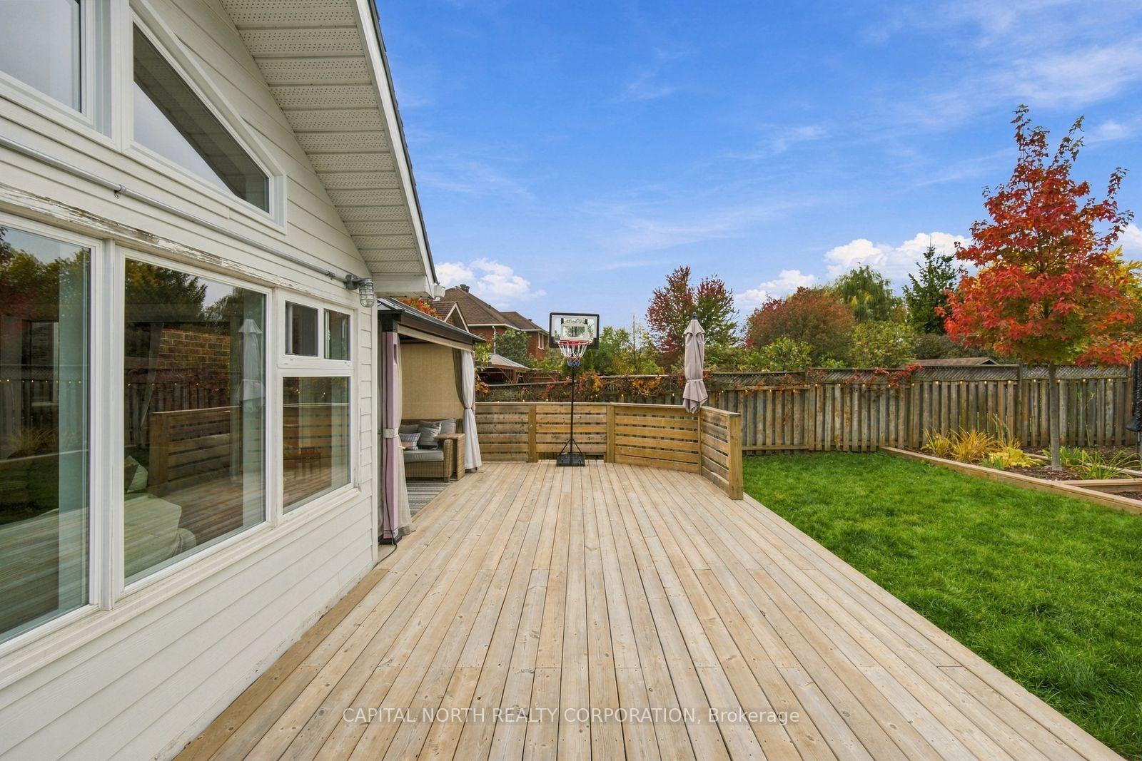 Photo 44 of 111 Kingsridge Road, Barrie, Bayshore — HOMEH