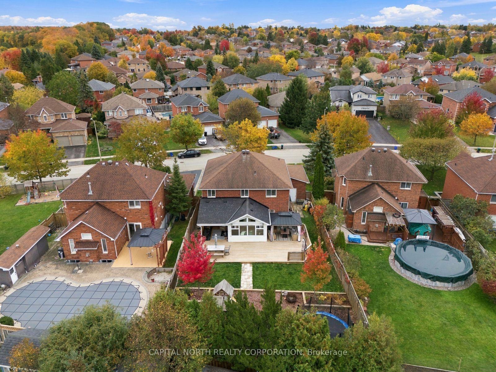 Photo 48 of 111 Kingsridge Road, Barrie, Bayshore — HOMEH