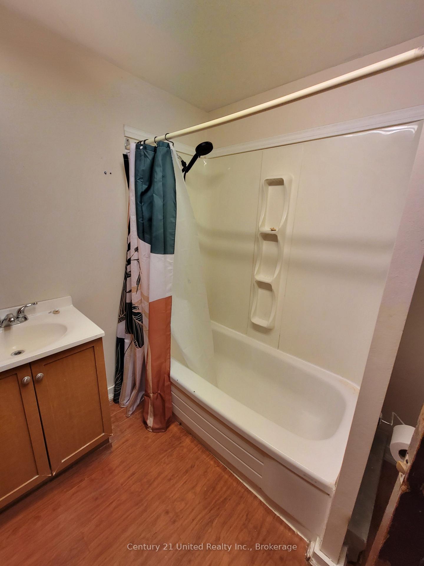 Photo 5 of Unit D, 384 1/2 George Street, Peterborough, Town Ward 3 — HOMEH