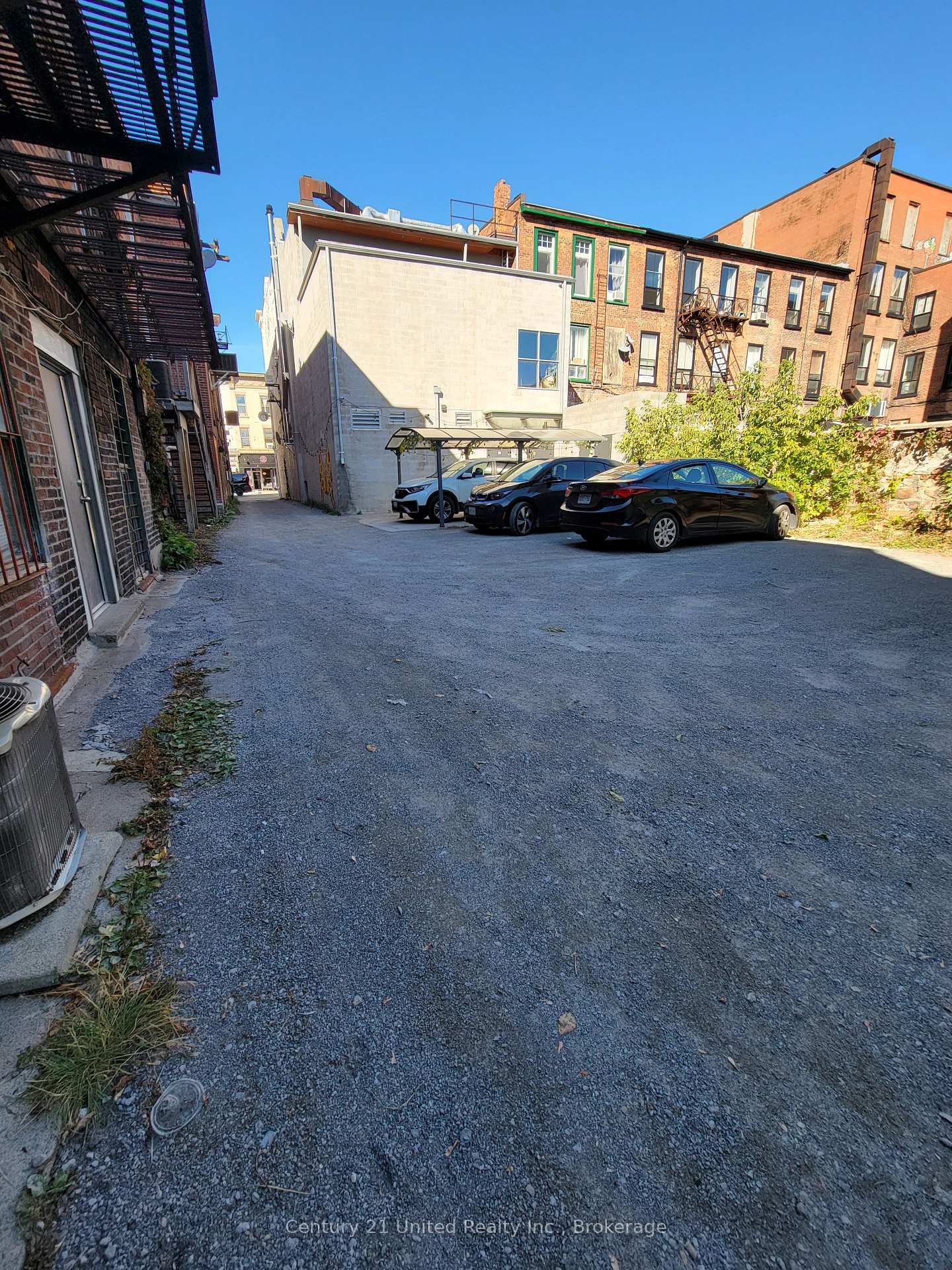 Photo 7 of Unit D, 384 1/2 George Street, Peterborough, Town Ward 3 — HOMEH