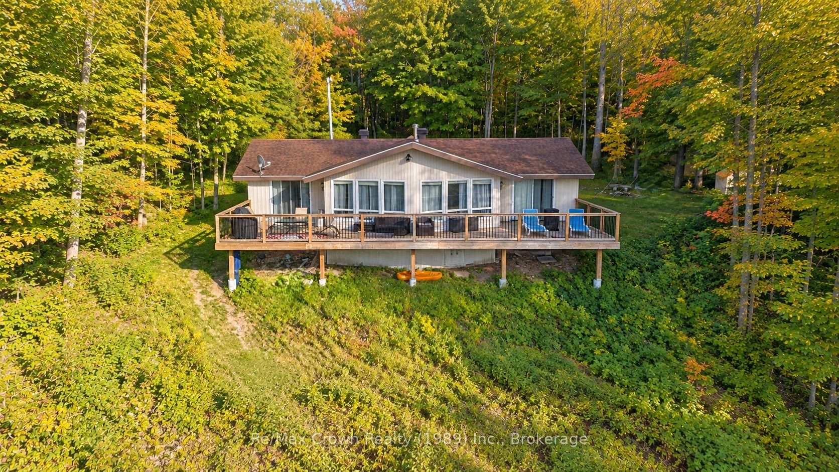 Photo of 581 Limberlost Point Road