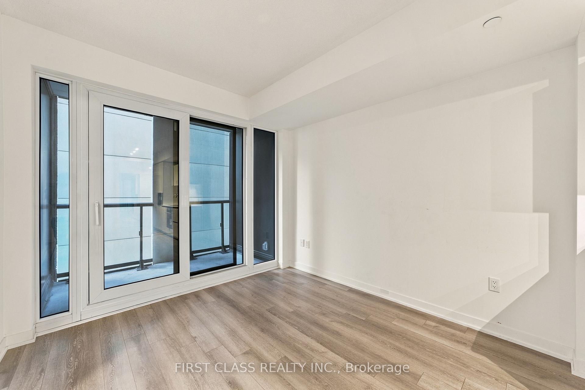Photo 9 of Unit 401, 238 Simcoe Street, Toronto, Kensington-Chinatown — HOMEH