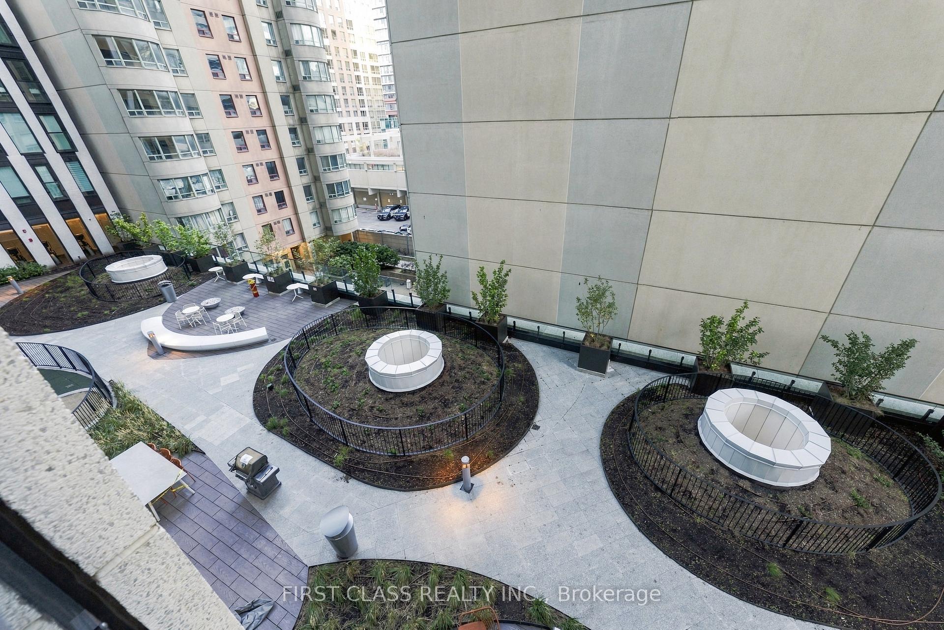 Photo 17 of Unit 401, 238 Simcoe Street, Toronto, Kensington-Chinatown — HOMEH
