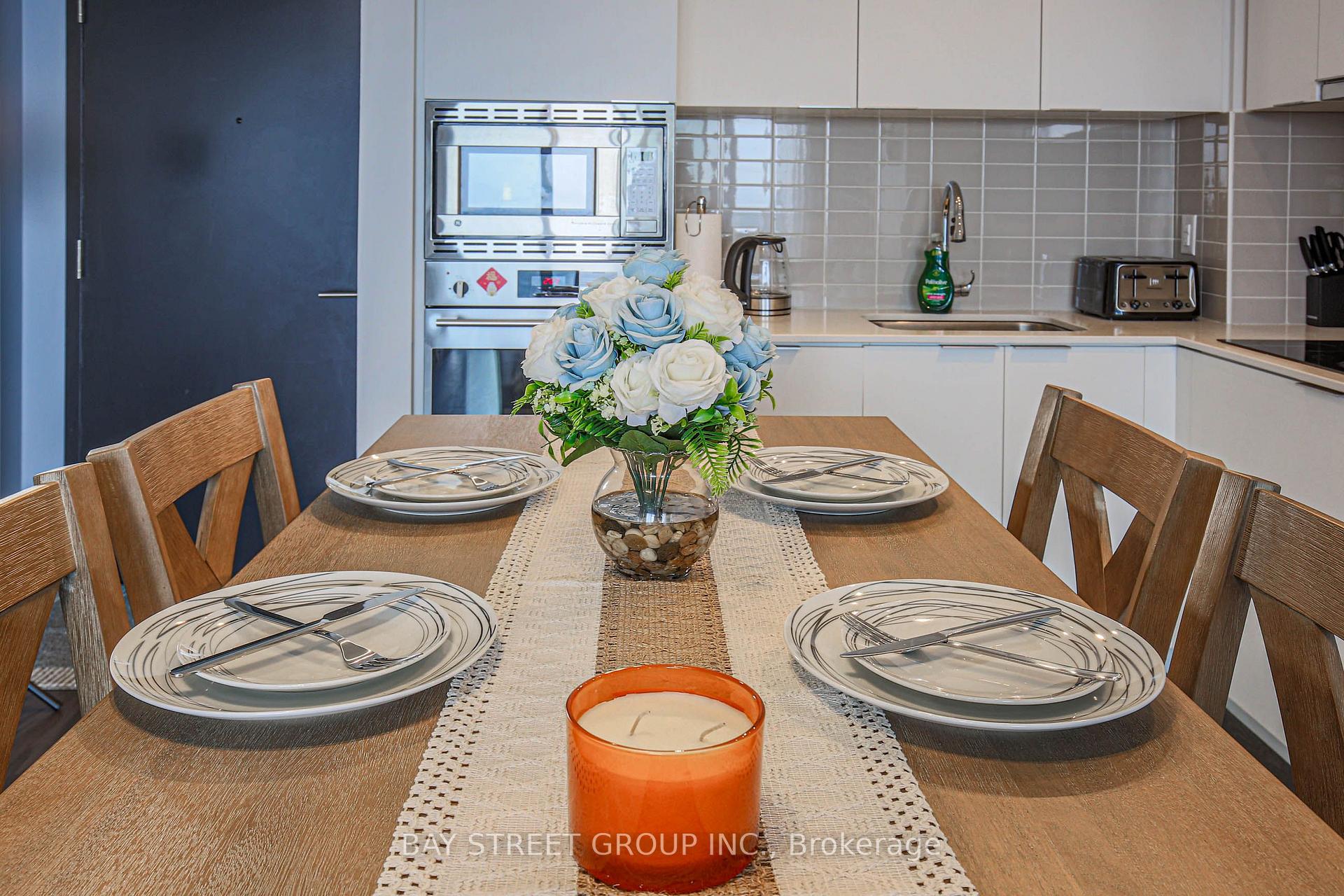 Photo 5 of Unit 3506, 955 Bay Street E, Toronto, Bay Street Corridor — HOMEH