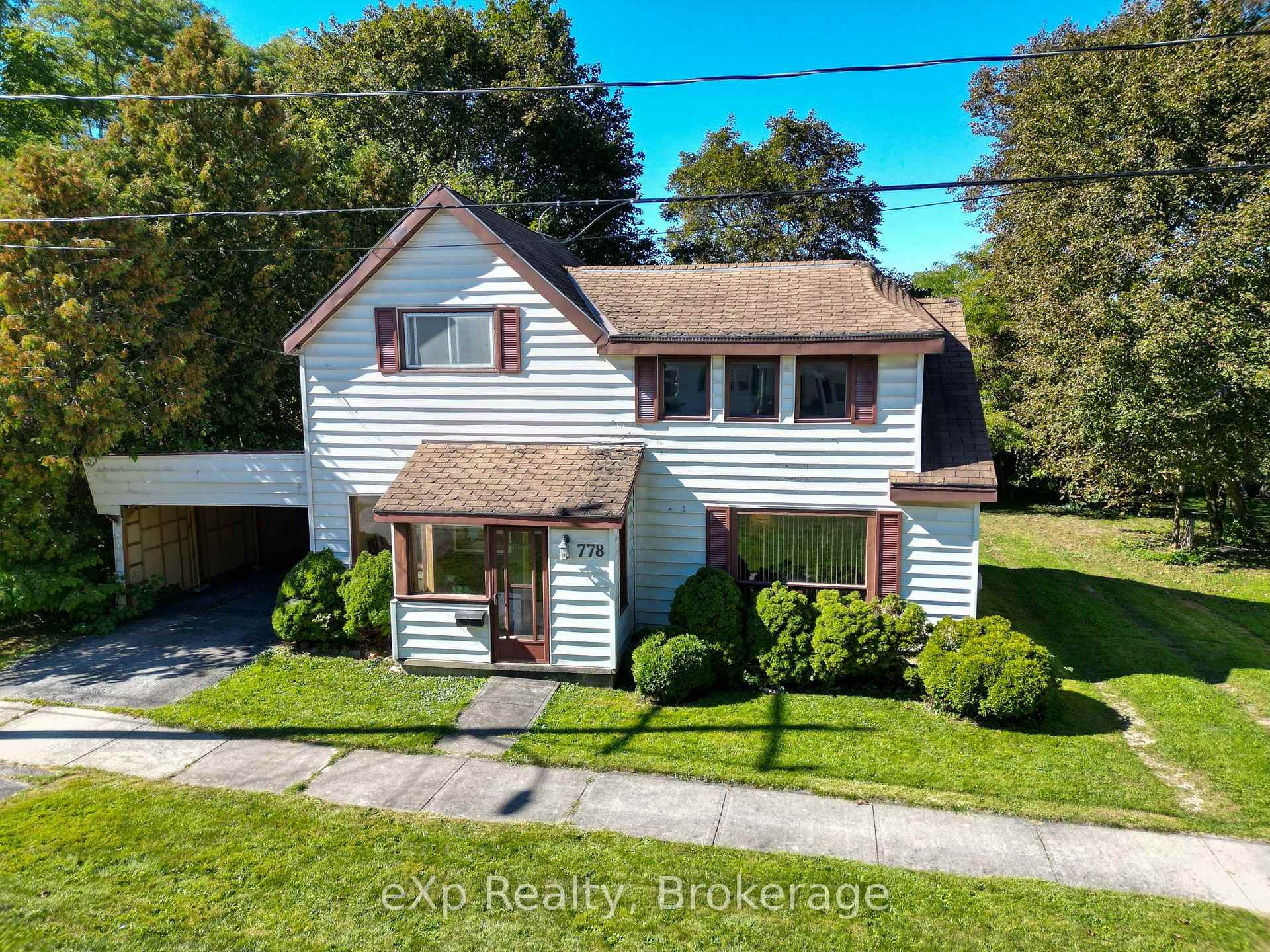 Photo 2 of 778 8th Avenue E, Owen Sound — HOMEH