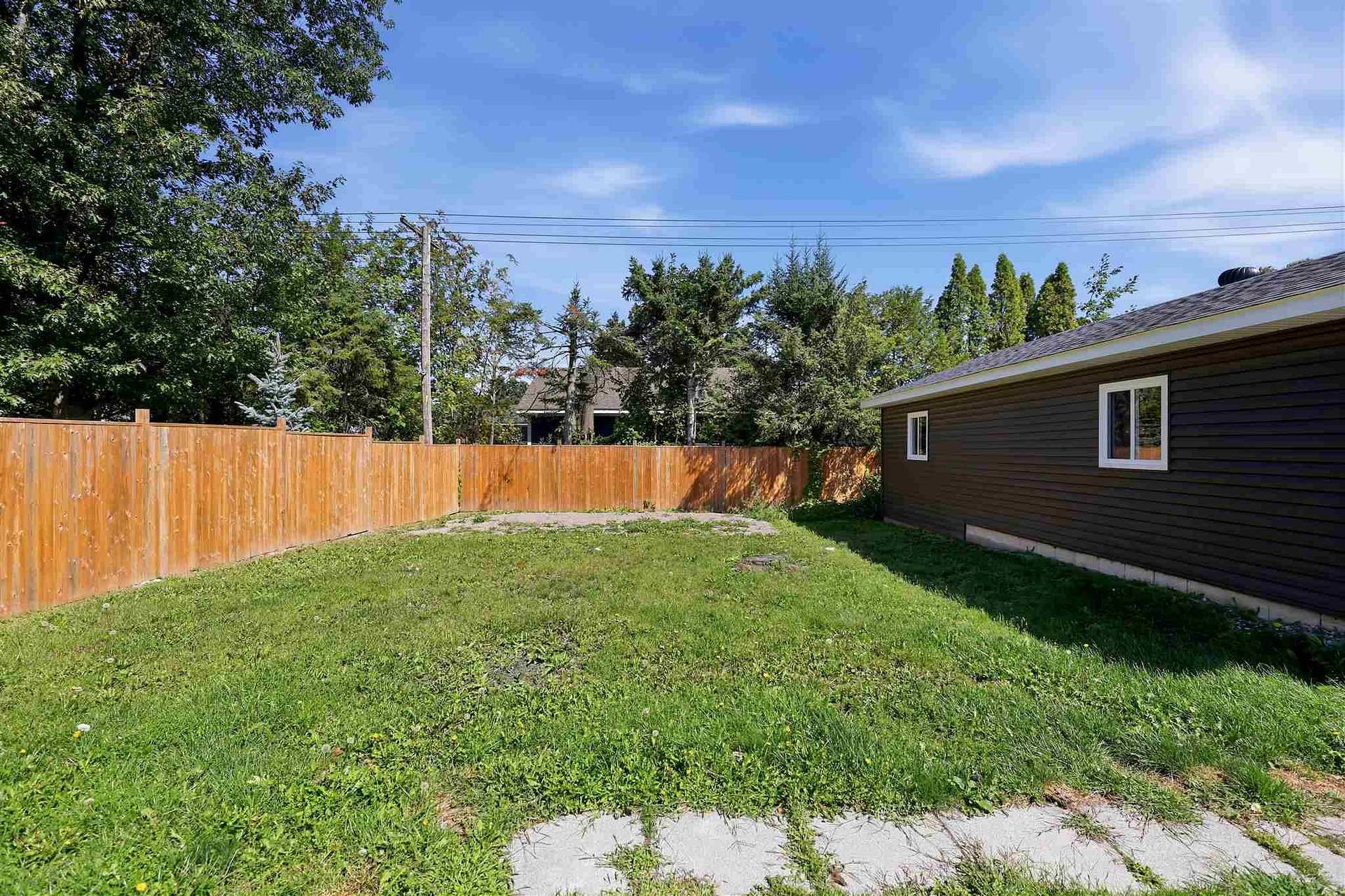 Photo 35 of 122 Boundary Road, Sault Ste Marie, Ward 1 — HOMEH