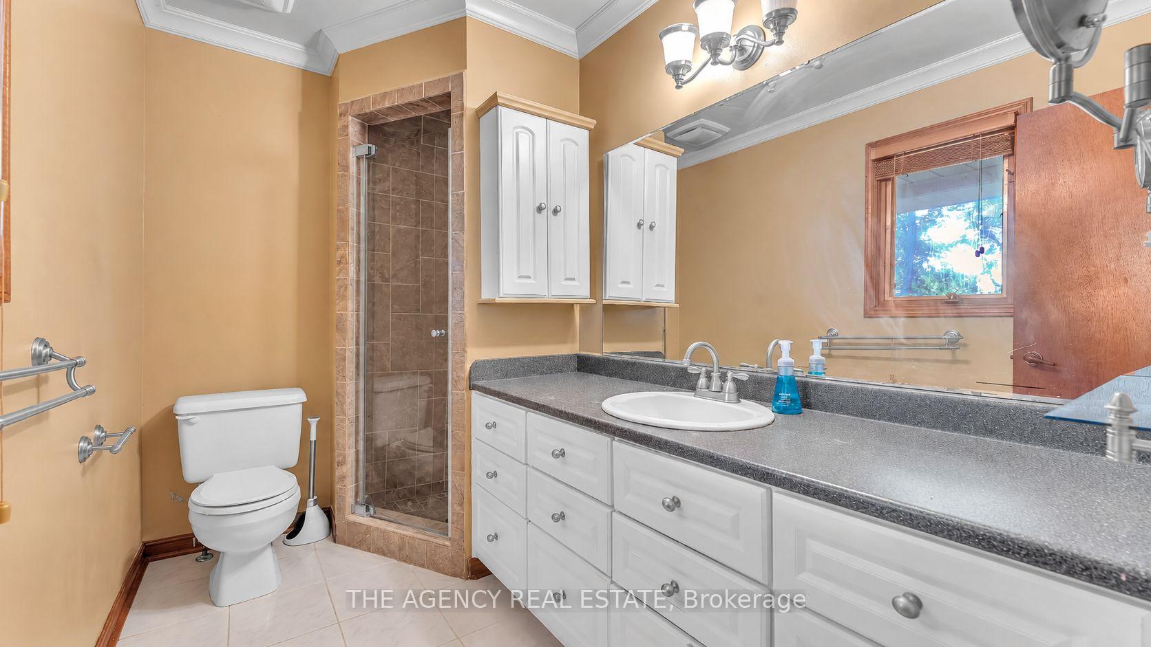 Photo 29 of 32 Glenview Crescent, London, North H — HOMEH