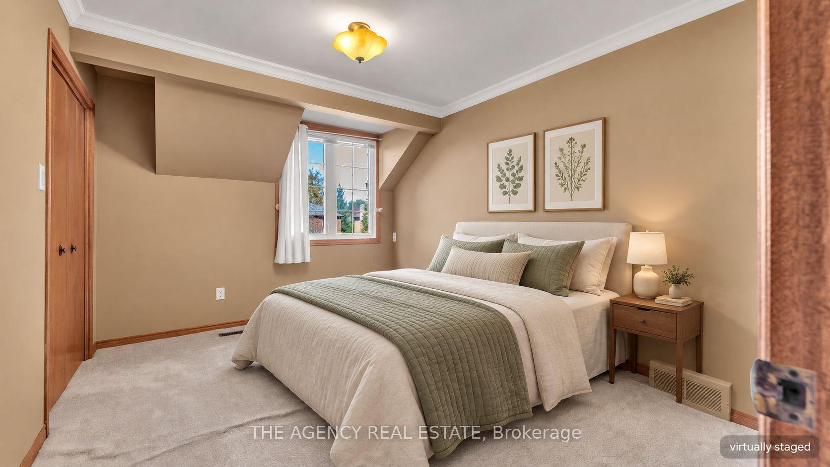 Photo 32 of 32 Glenview Crescent, London, North H — HOMEH