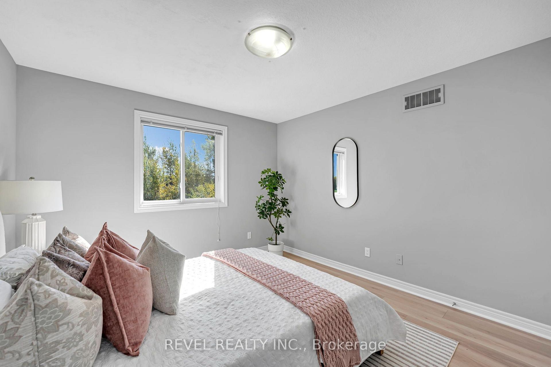 Photo 34 of 40 Yates Avenue, Cambridge, Little's Corners — HOMEH