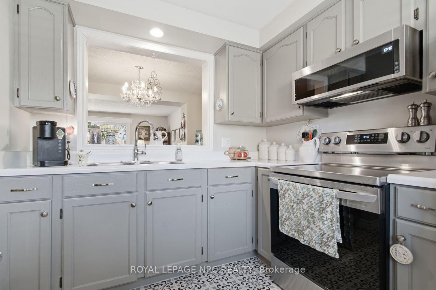 Photo 6 of Unit 97, 6767 Thorold Stone Road, Niagara Falls, Stamford — HOMEH
