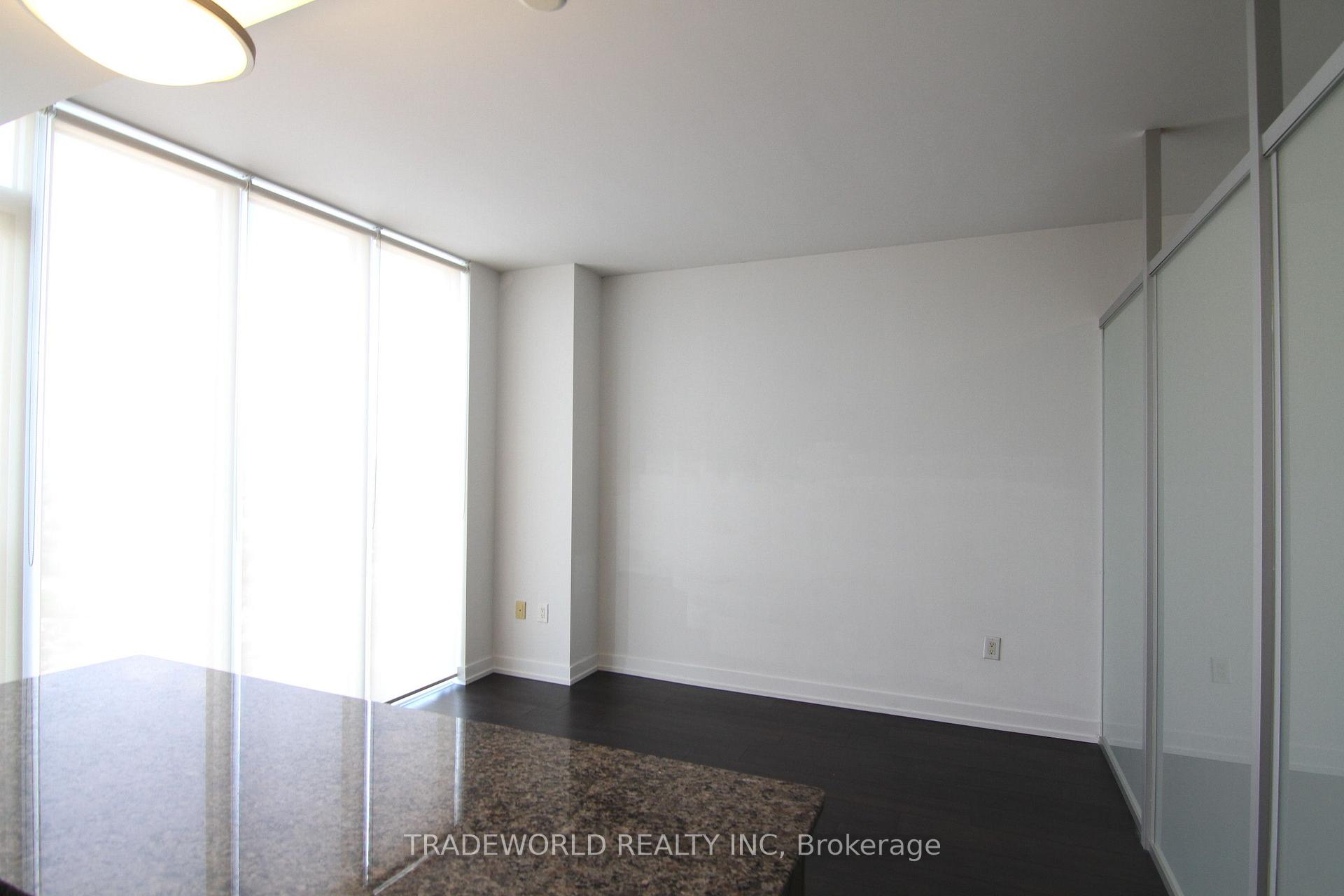 Photo 3 of Unit 2801, 426 University Avenue, Toronto, Kensington-Chinatown — HOMEH